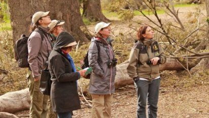 Santa Cruz mantiene la obligatoriedad de tener guías de turismo en los Parques Nacionales.