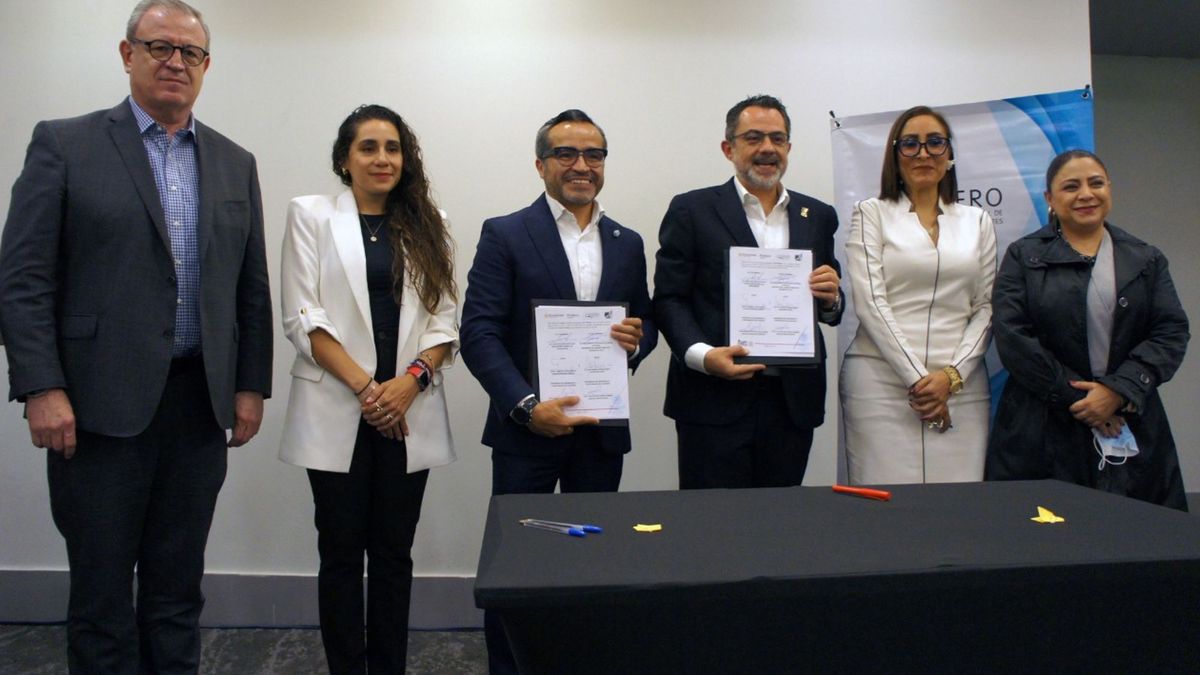 Con este acuerdo entre Profeco y Canaero se prevé beneficiar a miles de usuarios.