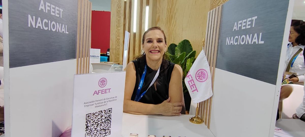 Karin Baldamus, presidenta de AFEET, en el Tianguis Turístico 2024.