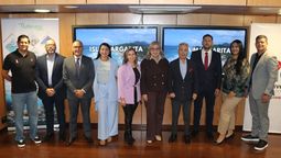 Andrés Bohórquez, director comercial de CIC Travel; Pedro Albornoz, director comercial del Hotel Costa Caribe; Diego Ariza, gerente de Tureserva.com; Gabriela Rincón, gerente comercial del Hotel Tibisay; Olga Lucía Trujillo, gerente regional de Mayoristas en Wingo; Gilma Gil, gerente comercial de BT Travel; Gerardo Duque, director de Fuerza Delta; Francisco Torres, representante de LD Hoteles; y Vanessa Cabrera, gerente de ventas internacionales del Hotel Wyndham.