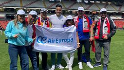 Air Europa premió a grupo ganador del torneo de bolos Inter-agencias con una tarde especial junto a Falcao.