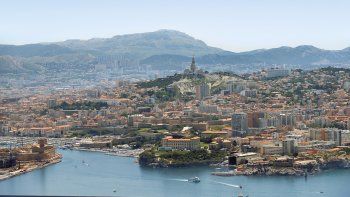 El crucero de lujo tendrá cuatro puertos de embarque en Europa para su salida en enero de 2022.