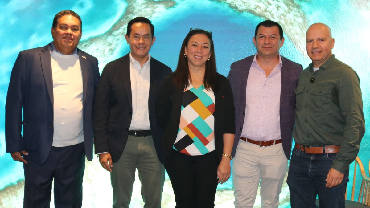 Víctor Manjarrés, presidente de TM Américas; Diego Bermúdez Parra, director de Ventas de Copa Airlines; Gale Malic-Ozaeta, gerente de Mercadeo de la Oficina de Turismo de Belice; Ted Tejada, gerente general de Best Western Belize Biltmore Plaza; y Juan Uribe, periodista, participaron en la jornada comercial y foro sobre las tendencias del viajero.