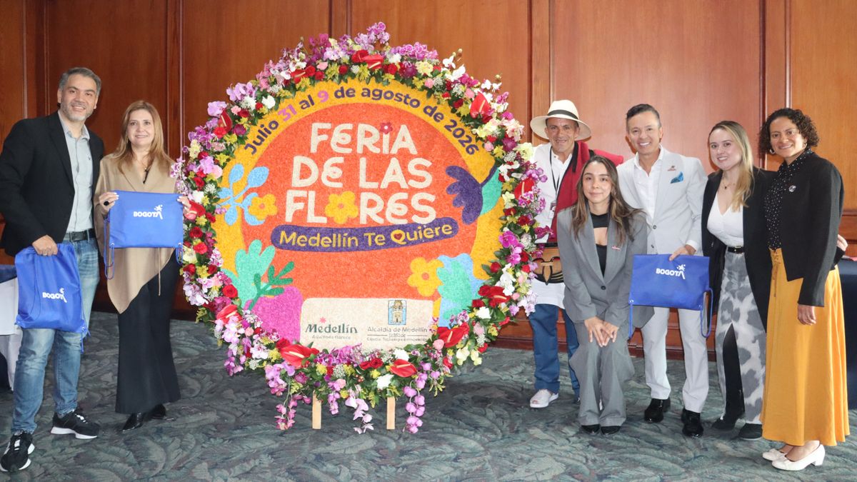 Cristian Cartagena, subsecretario de Arte y Cultura de Medellín; Catalina Hoyos, directora de Mercadeo del Instituto Distrital de Turismo de Bogotá; Catalina Arango Builes, coordinadora de Comunicaciones y Relaciones Pública; y Daniel Zapata Banegas, gerente de Mercadeo y Relaciones Públicas de Hoteles Dann Carlton.