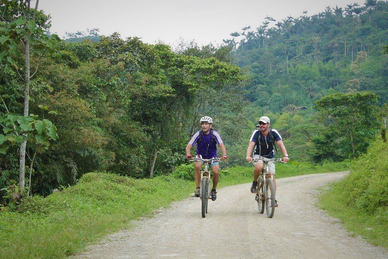 En los alrededores de Quito también existen rutas para los turistas. - Ladevi Medios y Soluciones En los alrededores de Quito también existen rutas para los turistas.