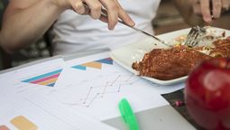 La gastronomía colombiana reclama al Gobierno Nacional medidas para frenar el impacto del impoconsumo en restaurantes y consumidores.