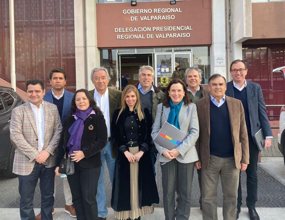 El directorio de Fedetur se reunión en Valparaíso con el Gobernador Regional