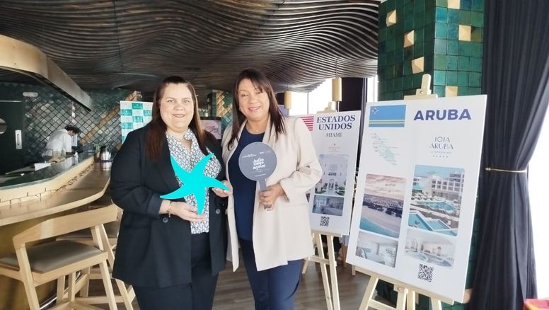 Lorena Belaunde y Marlene Iannacone agasajaron a los agentes de viajes por su compromiso y desempeño comercial durante 2025.
