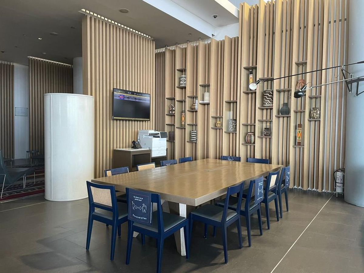 Sala VIP de Latam Colombia en el Aeropuerto El Dorado.