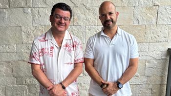 Representantes de Virgin Voyages destacan atractivos de la naviera.