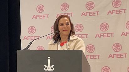 Afeet: 