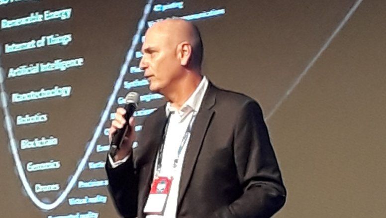 Ronan Damasco, director de Tecnología Nacional de Microsoft en Brasil, disertó sobre el impacto de la IA en los viajes de negocios.