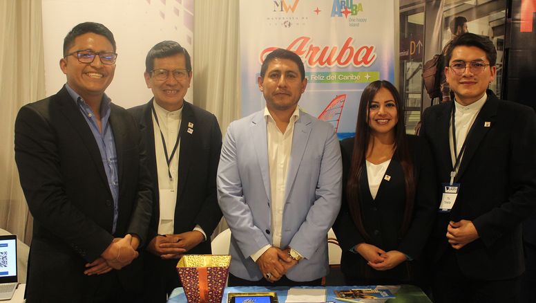 La mayorista MW Turismo, encabezada por su presidente Wilmer Constante (centro).&nbsp;