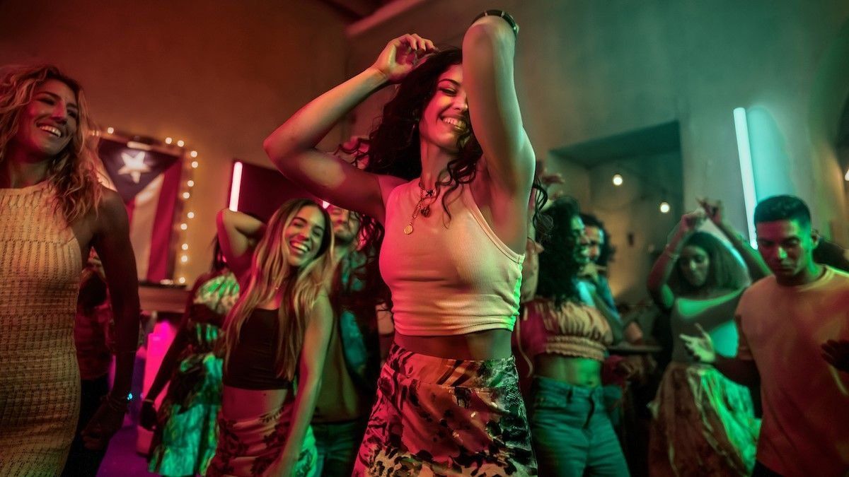 Puerto Rico ofrece vivir una experiencia única a través de sus magníficos paisajes, lugares históricos de gran interés, y múltiples sabores de platos y bebidas.