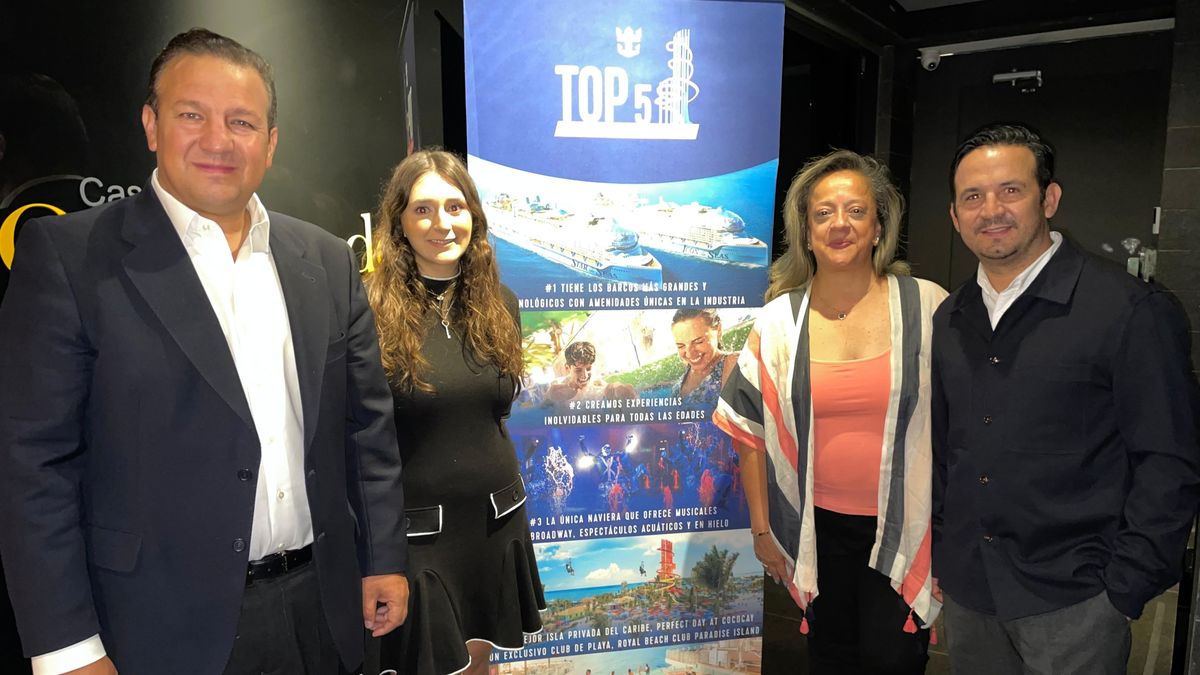 Roberto Trauwitz, Leticia Rábago, Mónica Carlón y Pepus Trauwitz en la capacitación de Pe-Tra Operadora.