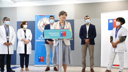 El aumento del testeo aleatorio a viajeros (residentes y extranjeros) que ingresen a Chile fue otra de las medidas anunciadas por el Minsal.