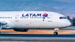 Uno de los Boeing B-787 Dreamliner de Latam Airlines.