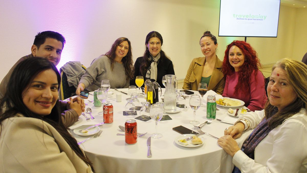 Agentes de viajes presentes en la presentación de ,los circuitos de la India de Travelaway. Agentes de viajes presentes en la presentación de ,los circuitos de la India de Travelaway.
