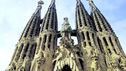 La Sagrada Familia, postal típica de la ciudad.