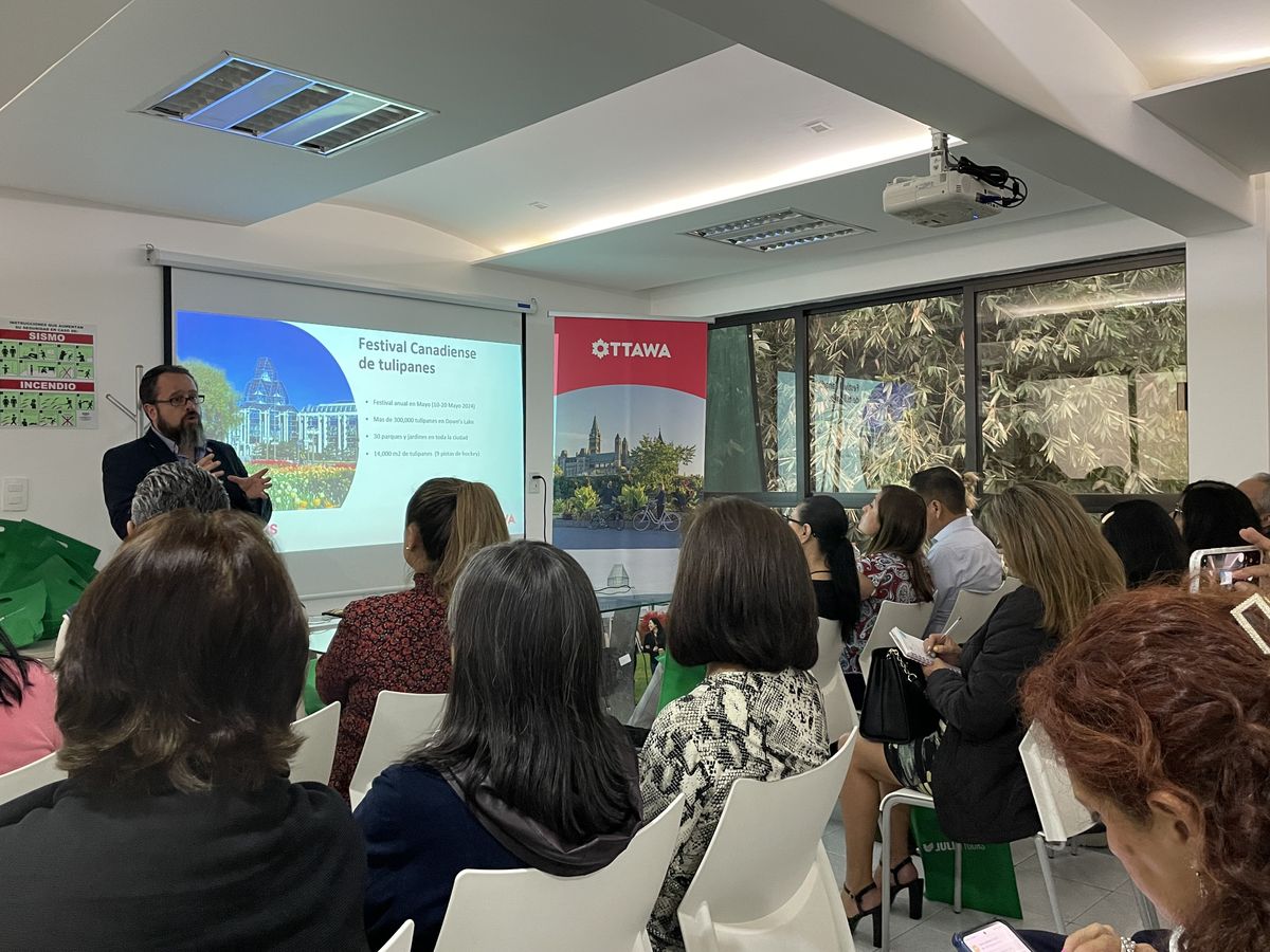 Juliá Tours promocionó los atractivos turísticos de Ottawa, Canadá.