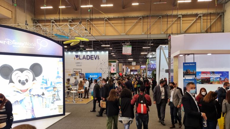 Los pasillos estuvieron repletos de profesionales en la primer jornada de la 41 edición de la Vitrina Turística Anato