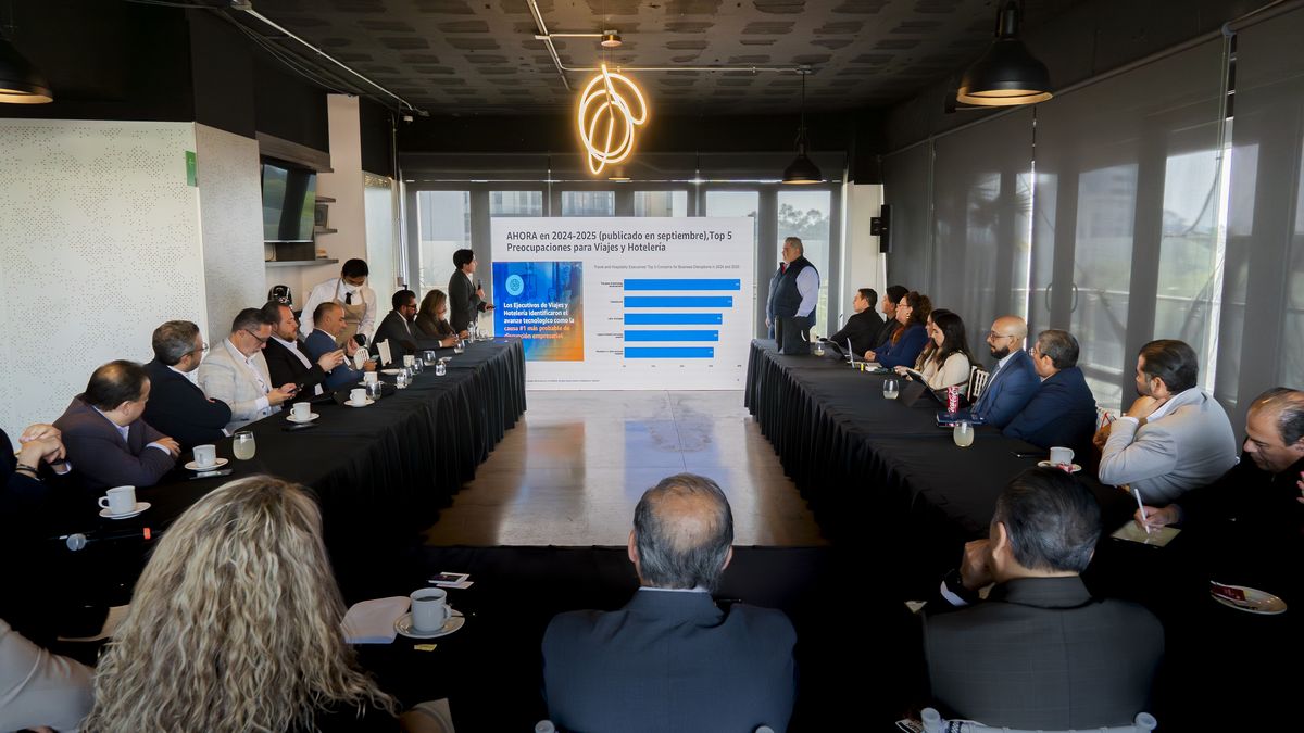 Durante el foro, se conversó sobre el uso de la Inteligencia Artificial en el ámbito de la hotelería.