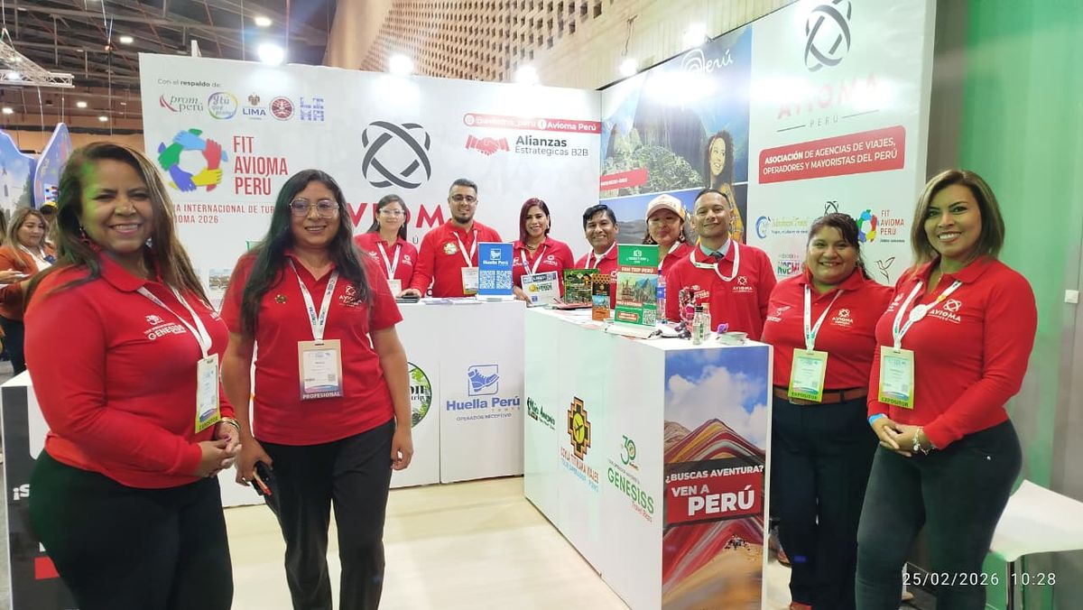 Delegaci&oacute;n de Avioma presente en feria de Anato.