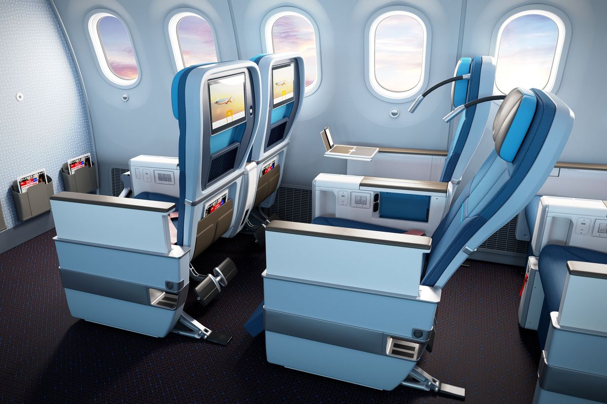 La clase Premium Comfort de KLM cuenta con mayor comodidad y servicio para el pasajero. La clase Premium Comfort de KLM cuenta con mayor comodidad y servicio para el pasajero.