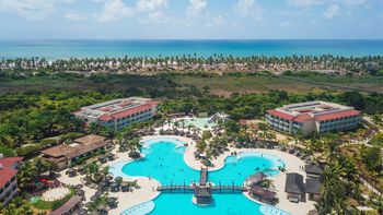 Grand Palladium Hotels & Resorts lanza en Imbassaí, Brasil, su categoría VIP para familias, Family Selection.