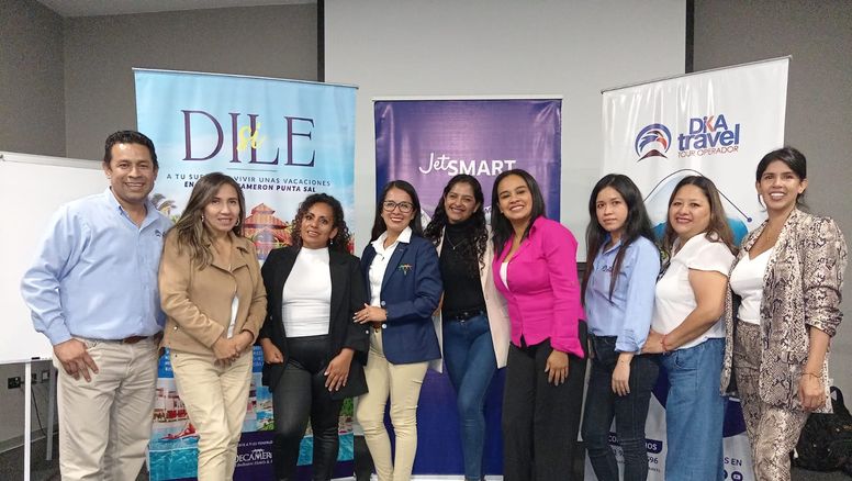 Dika Travel Perú junto a Hotel Costa del Sol, Decameron y Jetsmart homenajearon a las madres por su día.