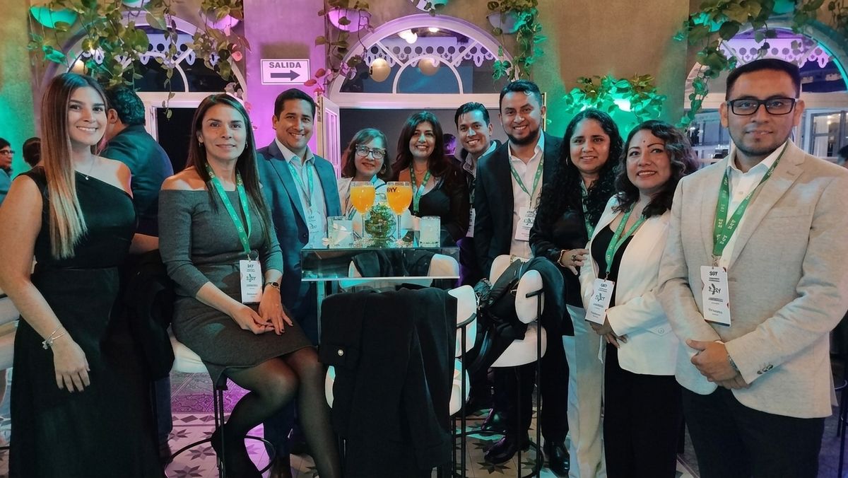 Equipo de CTM Tours. Equipo de CTM Tours.