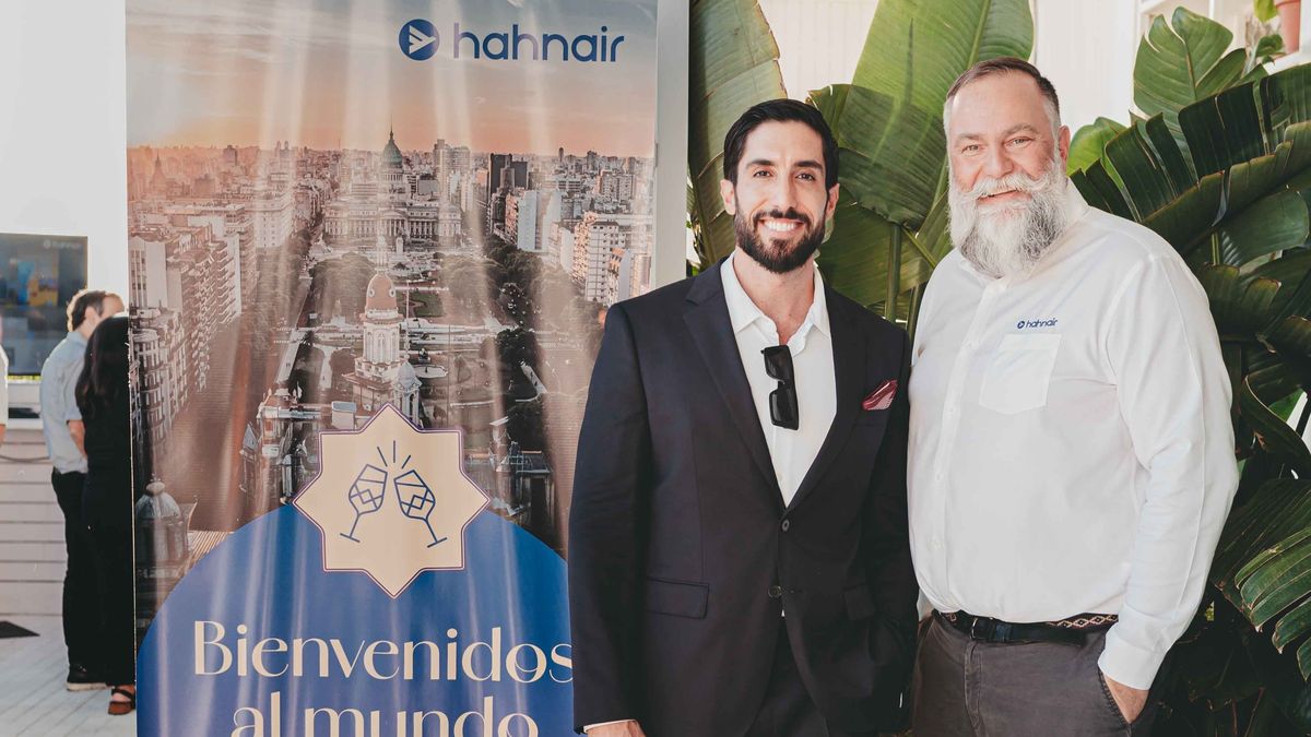 Hahnair: Ignacio Giorgi (IG), Regional VP for South America; y Jörg Troester (JT), Head of Corporate Strategy.