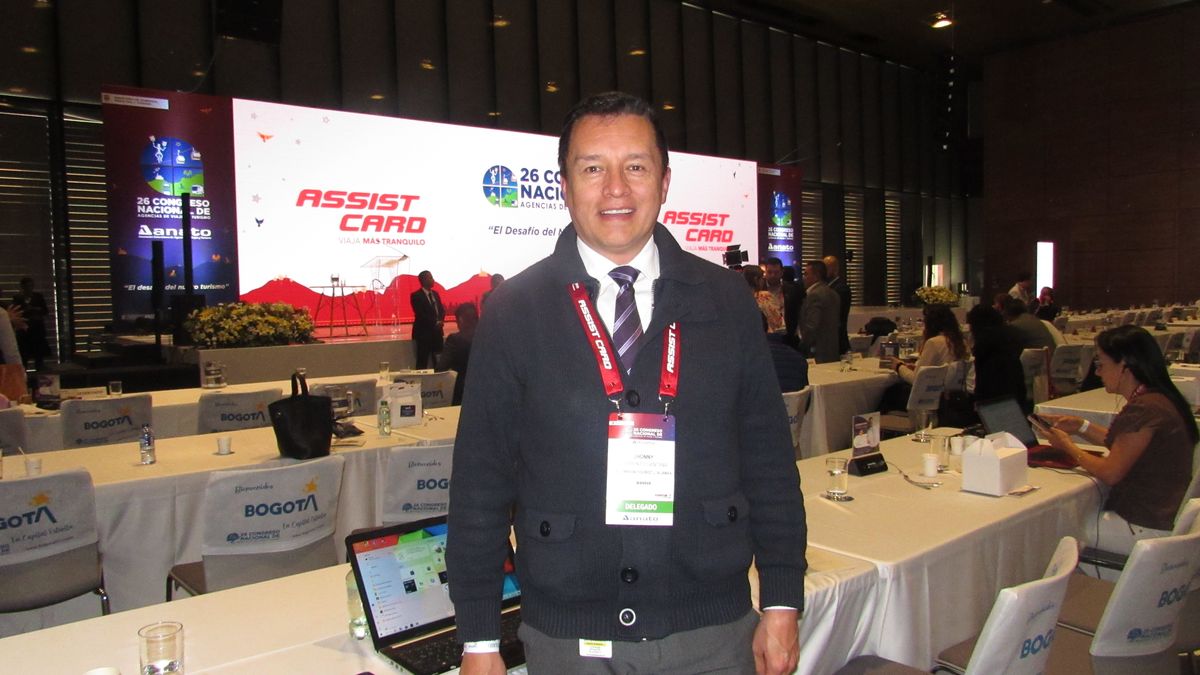 Jhonny Sarmiento Santana, director de Mayoreo En Colombian Tourist Lalianxa.