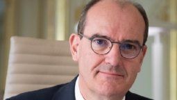 Jean Castex, primer Ministro Francés, informó de la prohibición de vuelos a Brasil.