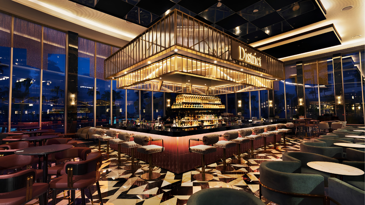 La oferta culinaria de RIU Palace Peninsula de Cancún se amplía con nueve restaurantes y siete bares, incorporando nuevos conceptos que diversifican la experiencia gastronómica.