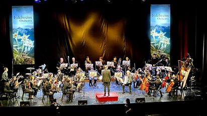 Edelweiss Orchestra cuenta con la participación de más de 40 talentosos músicos profesionales procedentes de diversos países como Colombia, Perú, Venezuela, Uruguay y Argentina.