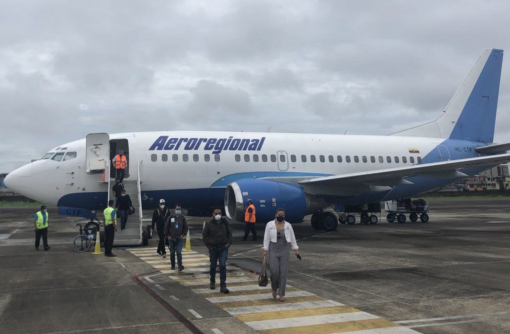 Aeroregional: investigan vuelo de pasajeros sin visa a Chile