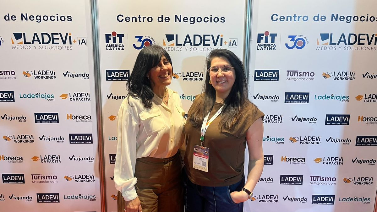 Priscila Tremsal y Miriam Anabalor, de Connect Reps, representante de Eterna Travel en el Cono Sur.