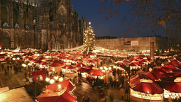 Mercadillo de Navidad en Colonia, uno de los más demandados en Europa durante estas fiestas, según Mabrian.