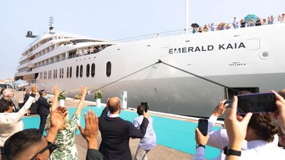 Emerald Cruises bautizó al Emerald Kaia