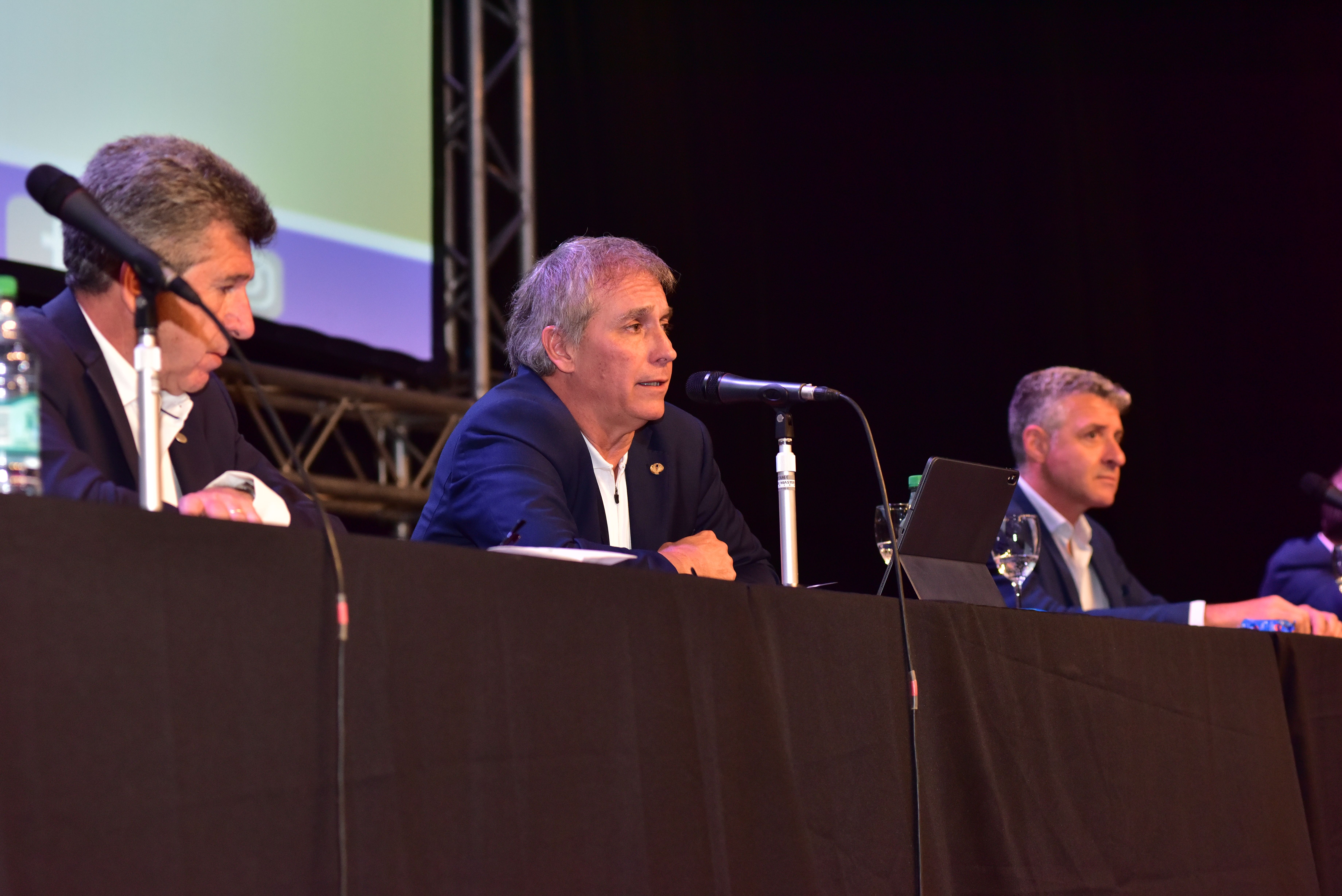 Fehgra pateó el tablero y expuso la crisis que atraviesan los prestadores de turismo argentino.