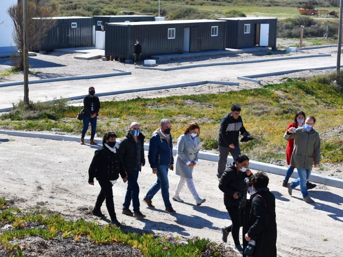 Refacciones en el Camino de los Acantilados, Río Negro.