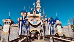 Disney100 inicia este 27 de enero en Disneyland Resort con una nueva atracción y dos espectáculos nocturnos, decoración especial y productos conmemorativos.