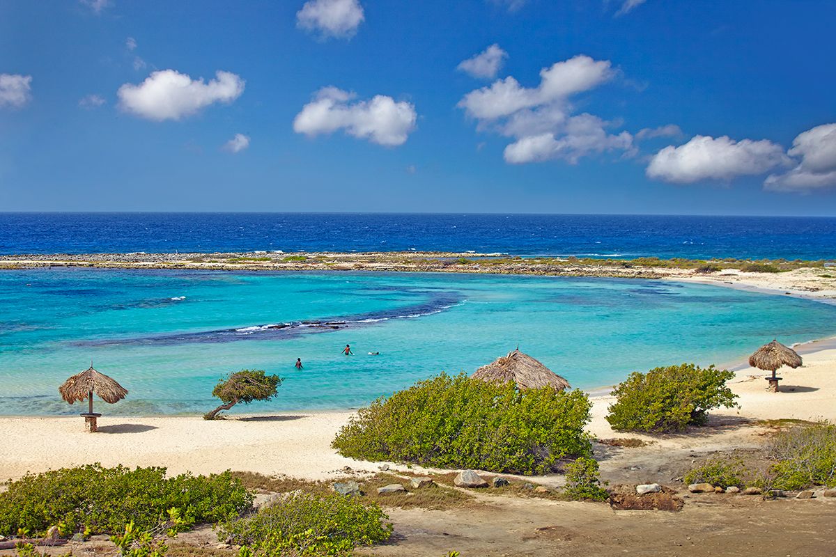 Bendecida por 360 días de sol por año, Aruba ostenta muchas de las mejores playas del Caribe.