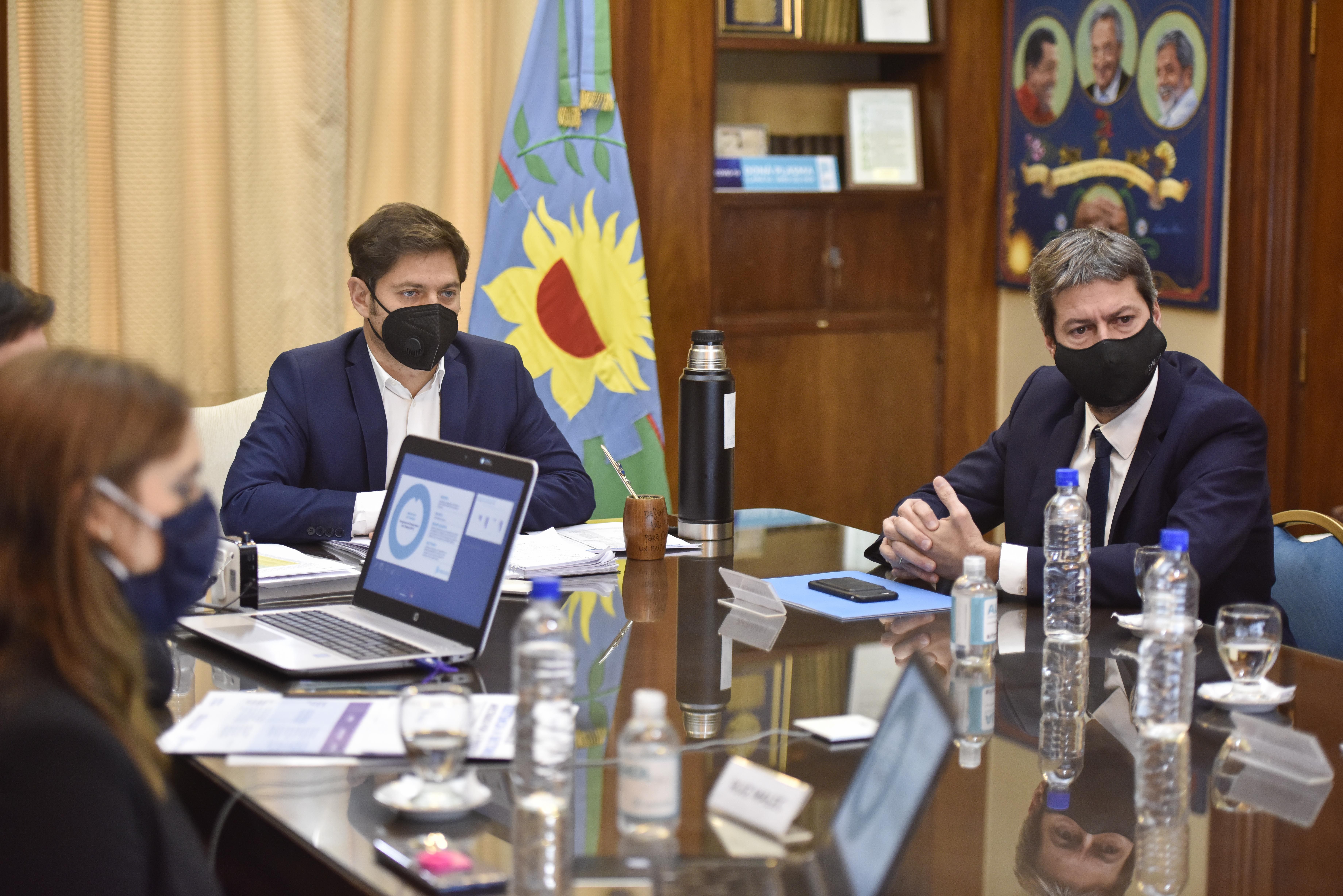 Los beneficios comunicados por el gobernador Kiciloff abarcan a una asignación presupuestaria para complementar pago de salarios, línea de créditos, beneficios impositivos y un fondo para emprendimientos turísticos y culturales en toda la provincia de Buenos Aires.