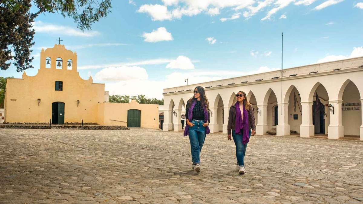 Descubre estos 3 pueblos de Argentina para vivir unas escapadas diferentes en Semana Santa.