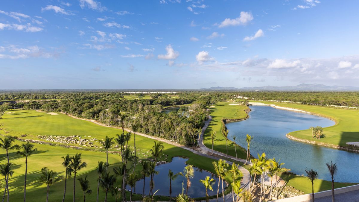 The Palace Company cuenta con un campo de golf de 18 hoyos.