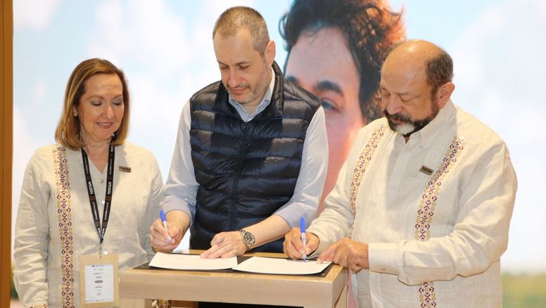 PriceTravel Holdind firma acuerdo de colaboración con Sefotur Yucatán en beneficio del sector turístico del estado.