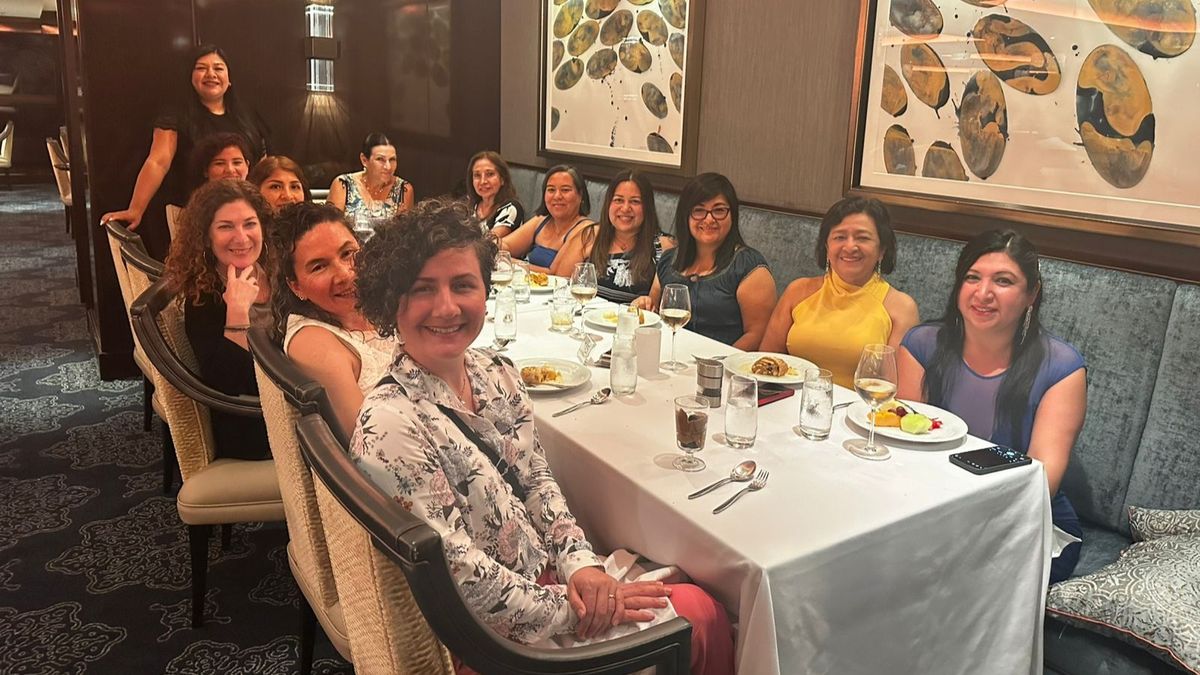 Agentes de viajes navegan con Norwegian Cruise Line en exclusiva experiencia junto a MP Global. Agentes de viajes navegan con Norwegian Cruise Line en exclusiva experiencia junto a MP Global.