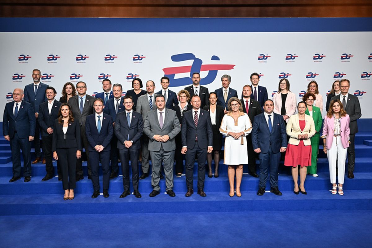 Se debatió la Estrategia de Turismo Sostenible de la Unión Europea para una turismo equilibrado y seguro.